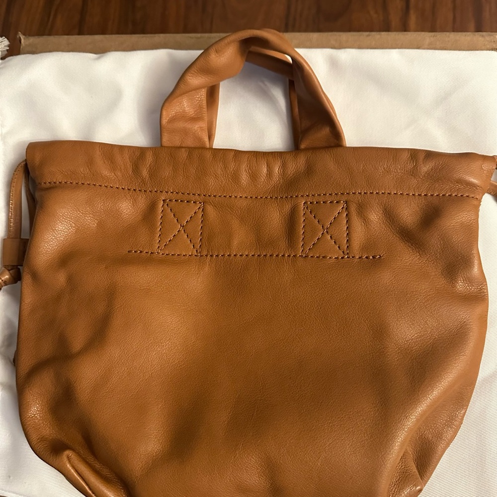 Madewell  Plazza Leather Shoulder Bag Tan